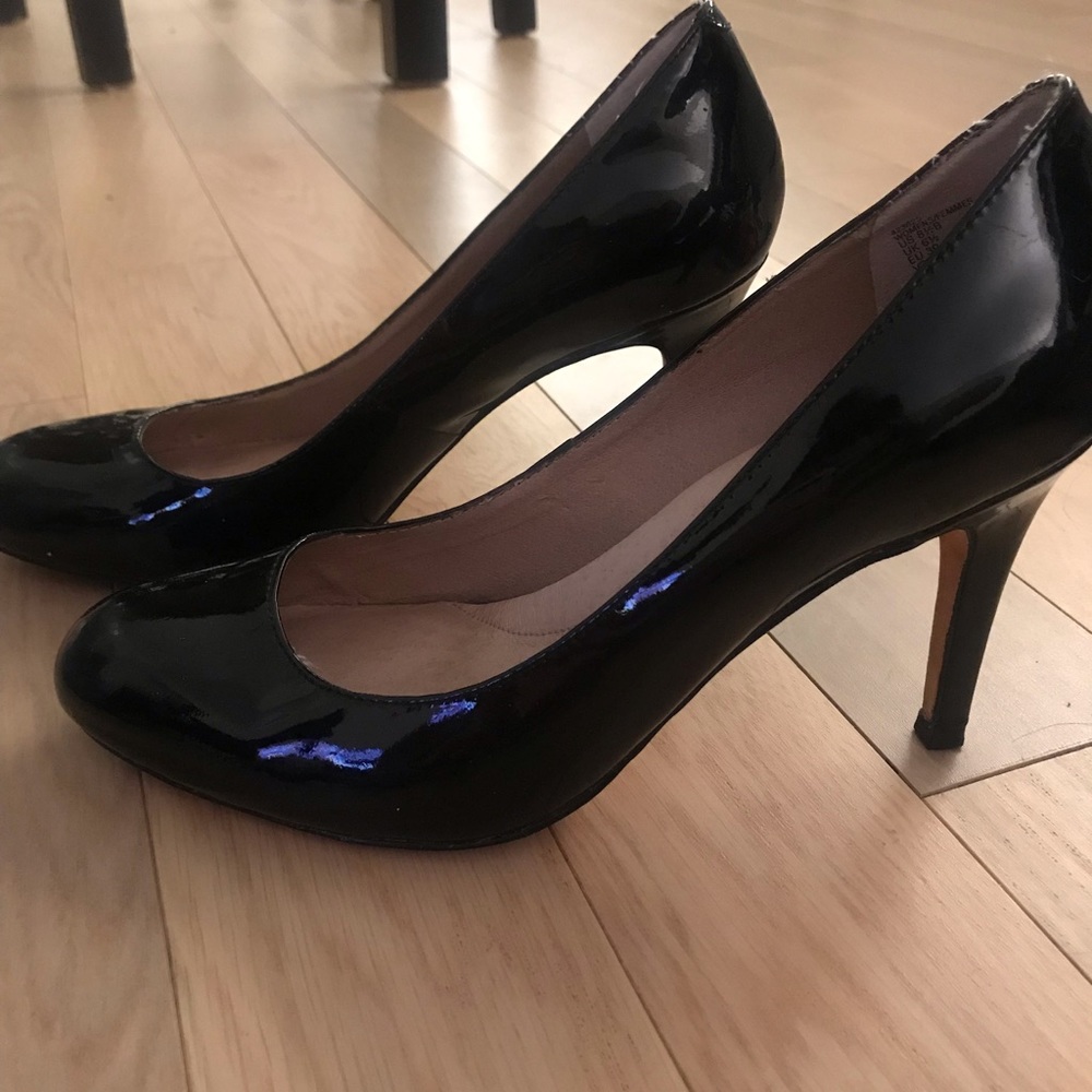 Lands’ End black patent leather heels